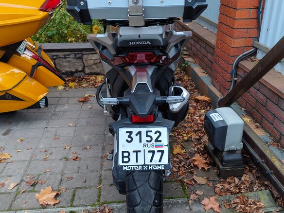 2018 Honda X-ADV, серебристый, 1100000 рублей - вид 8