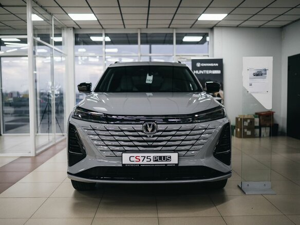 2024 Changan CS75 Plus III, серый, 4029900 рублей - вид 2