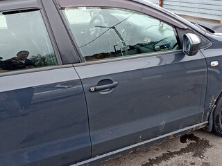 2010 Volkswagen Polo V, серый, 375000 рублей, вид 3