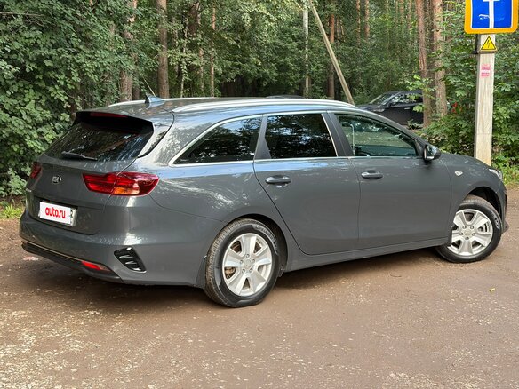 2019 Kia Ceed III, серый - вид 13