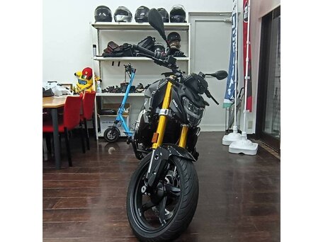 2025 BMW G 310 R, чёрный, 595000 рублей, вид 5