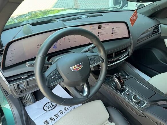 2025 Cadillac CT5 I Рестайлинг, зелёный, 5767055 рублей - вид 11