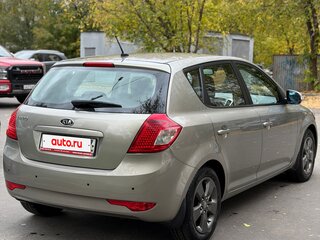 2011 Kia Ceed I Рестайлинг, серебристый, 1100000 рублей, вид 5