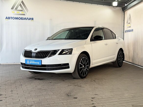 2017 Skoda Octavia III (A7) Рестайлинг, белый, 1599000 рублей