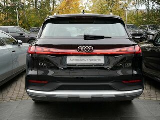 2026 Audi Q6 40 TFSI, чёрный, 7740000 рублей, вид 3