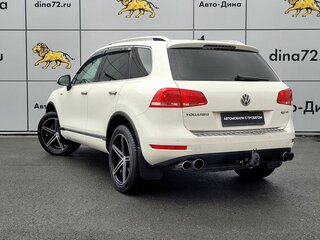 2011 Volkswagen Touareg II, белый, 2300000 рублей, вид 5