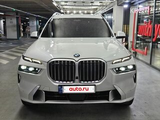 2022 BMW X7 40d I (G07) Рестайлинг, белый, 10769000 рублей, вид 2