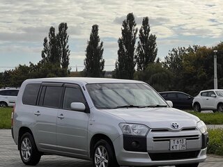 2019 Toyota Succeed I Рестайлинг, серебристый, 1300000 рублей, вид 2