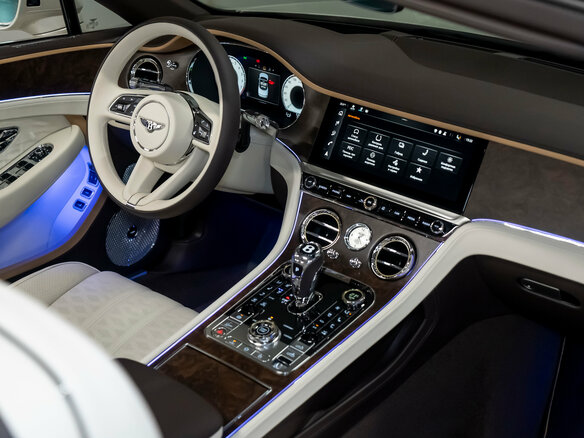 2025 Bentley Continental GT Speed IV, серый, 48865000 рублей - вид 35