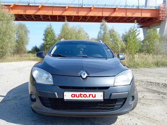 2010 Renault Megane III, серый - вид 1