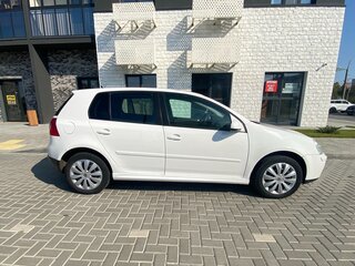 2006 Volkswagen Golf V, белый, 400000 рублей, вид 4
