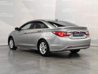 2010 Hyundai Sonata VI (YF), серый, 910000 рублей, вид 3