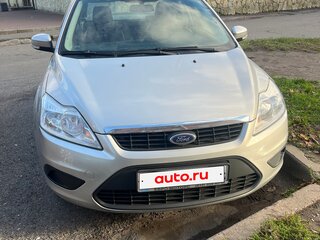 2009 Ford Focus II Рестайлинг, серебристый, 600000 рублей, вид 1