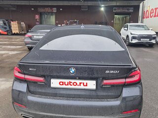 2020 BMW 5 серии 530i xDrive VII (G30/G31/G38) Рестайлинг, чёрный, 5200000 рублей, вид 3