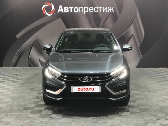 2026 Lada (ВАЗ) Vesta I Рестайлинг (NG), серый, 1705000 рублей - вид 1