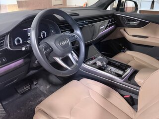 2021 Audi Q7 45 TDI II (4M) Рестайлинг, бежевый, 6000000 рублей, вид 5