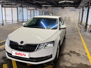 2019 Skoda Octavia III (A7) Рестайлинг, белый, 2390000 рублей, вид 3