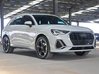 2022 Audi Q3 35 TFSI II (F3), белый, 2390000 рублей, вид 3