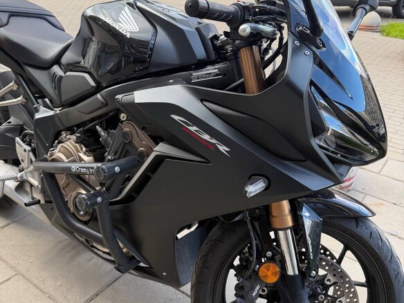 2021 Honda CBR 650R, чёрный, 1350000 рублей - вид 2