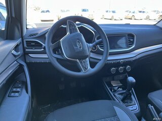 2026 Lada (ВАЗ) Vesta I Рестайлинг (NG), серебристый, 1705000 рублей, вид 2