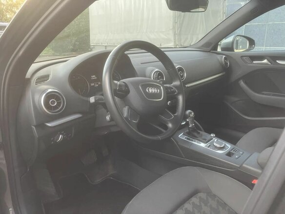 2015 Audi A3 III (8V), серый, 2200000 рублей - вид 8