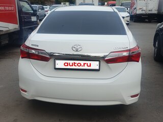 2014 Toyota Corolla XI (E160, E170, E180), белый, 850000 рублей, вид 4