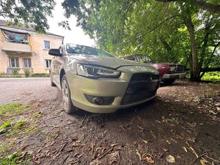 2007 Mitsubishi Lancer X, бежевый, 600000 рублей, вид 3