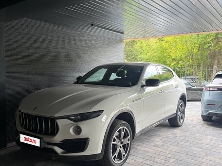 2017 Maserati Levante Diesel I, белый, 3790000 рублей, вид 4