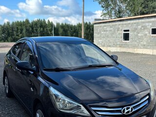 2015 Hyundai Solaris I Рестайлинг, чёрный, 880000 рублей, вид 3