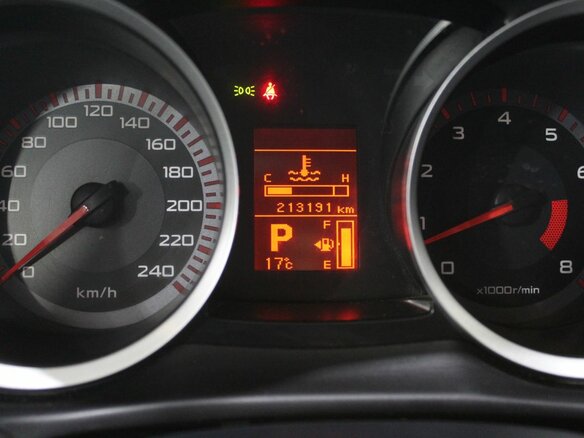 2008 Mitsubishi Lancer X, красный, 620000 рублей - вид 13