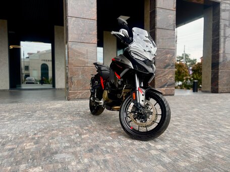 2024 Ducati Multistrada V4, серый, 2350000 рублей, вид 4