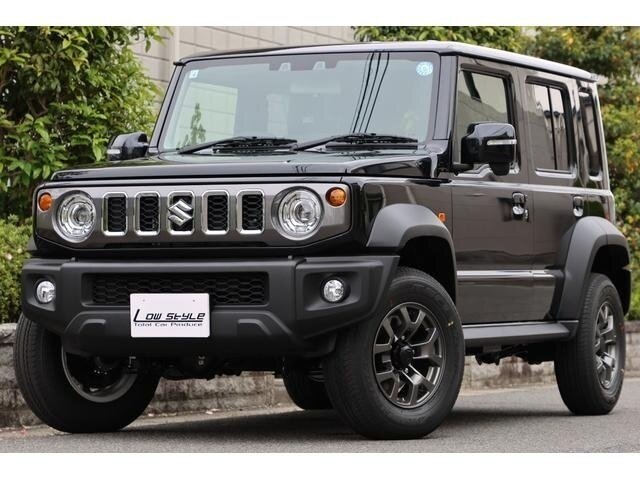 Открыть фотографии: Suzuki Jimny IV