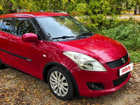 2011 Suzuki Swift IV, красный, 850000 рублей - вид 1