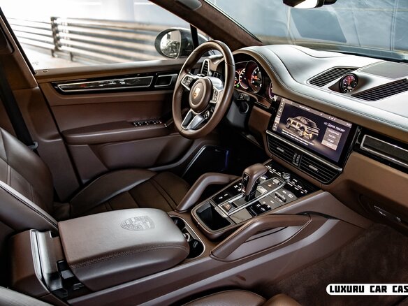2021 Porsche Cayenne GTS Coupé III, серый, 9700000 рублей - вид 8