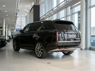 2025 Land Rover Range Rover P530 MHEV Long V, чёрный, 23650000 рублей, вид 4