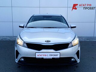 2021 Kia Rio IV Рестайлинг, серый, 1550000 рублей, вид 2