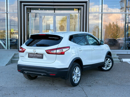 2018 Nissan Qashqai II, белый, 1725000 рублей, вид 4