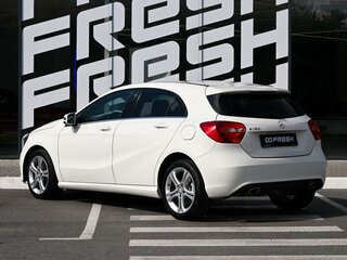 2014 Mercedes-Benz A-Класс 180 III (W176), белый, 1419000 рублей, вид 2