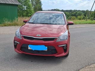 2019 Kia Rio IV, красный, 935000 рублей, вид 1