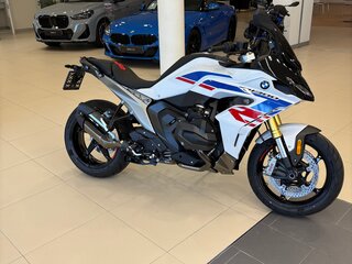 2025 BMW R 1300 RS, белый, 2690000 рублей, вид 2