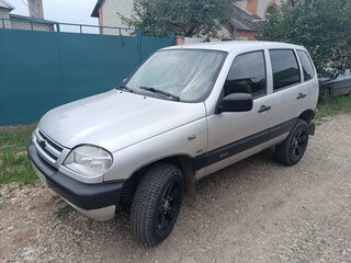 2003 Chevrolet Niva I, серебристый, 248000 рублей, вид 1