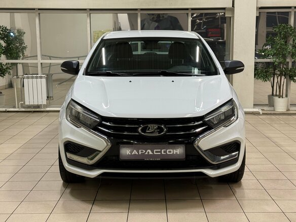 2024 Lada (ВАЗ) Vesta I Рестайлинг (NG), белый - вид 2