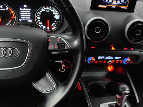 2014 Audi A3 III (8V), белый, 1219000 рублей - вид 18