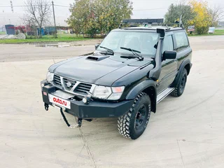 2000 Nissan Patrol V (Y61), чёрный, 1500000 рублей, вид 2