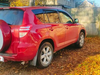2011 Toyota RAV4 III (XA30) Рестайлинг, красный, 1310000 рублей, вид 4