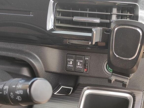2015 Honda Stepwgn Spada V, чёрный - вид 12