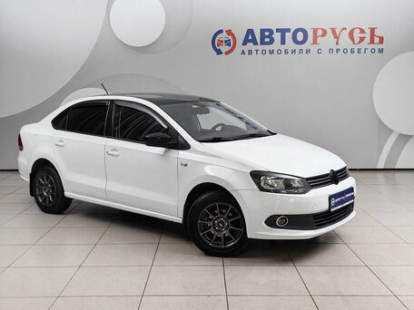 2013 Volkswagen Polo V, белый, 648000 рублей, вид 1