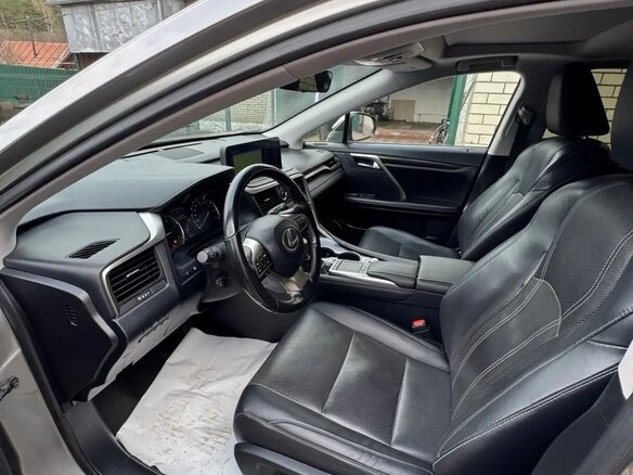 2020 Lexus RX 300 IV Рестайлинг, серый, 5200000 рублей - вид 5