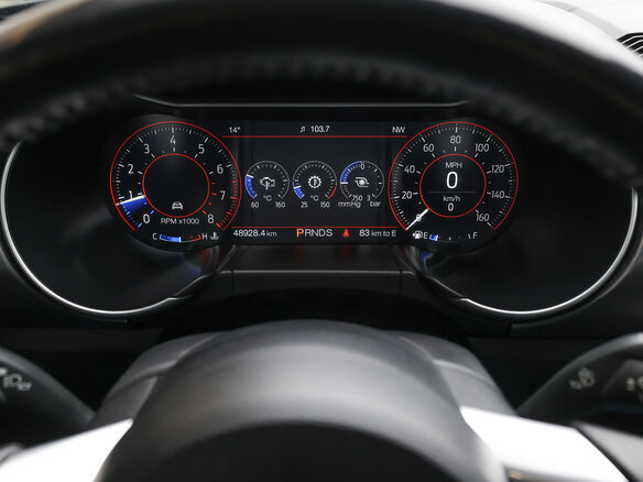 2022 Ford Mustang VI Рестайлинг, чёрный, 3750000 рублей - вид 12