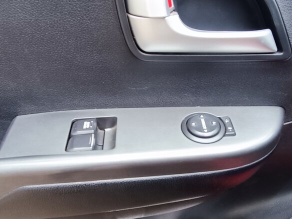 2013 Kia Rio III, красный - вид 14